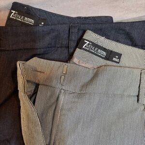 New York & Company 2 pair of cropped pants size 12. Like New.